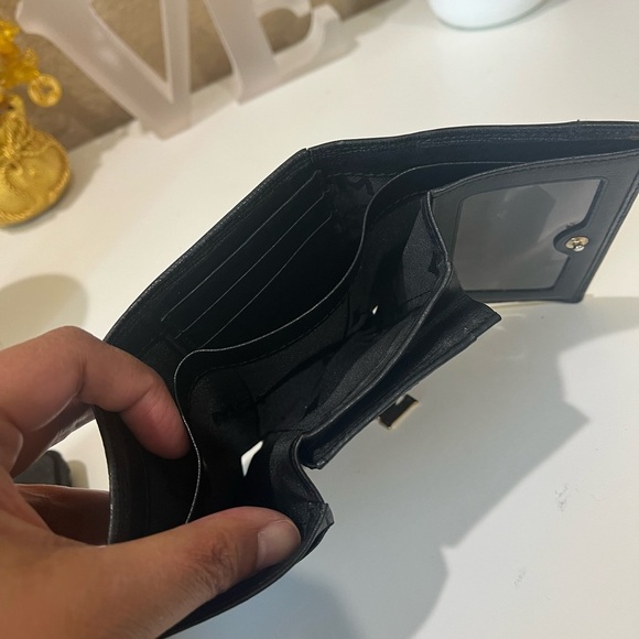 MCM SMALL BLACK LEATHER TRIFOLD WALLET - Picture 11 of 13